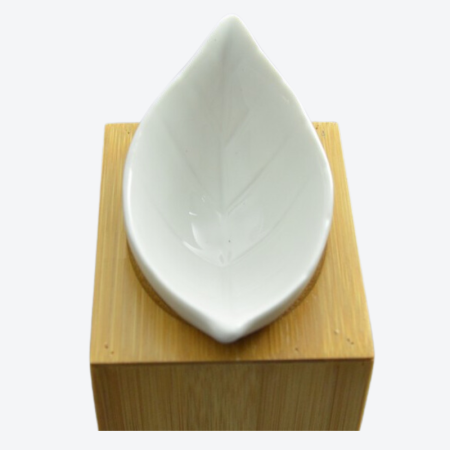 Brule parfum en bois  naturel et céramique modèle feuille