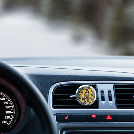 Clip aroma diffuseur huile essentielle voiture