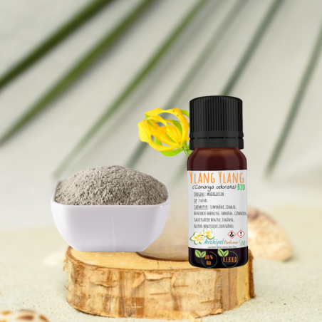 Argile verte et huile essentielle ylang