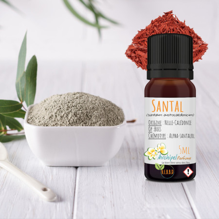 Argile verte fine et huile essentielle de Santal