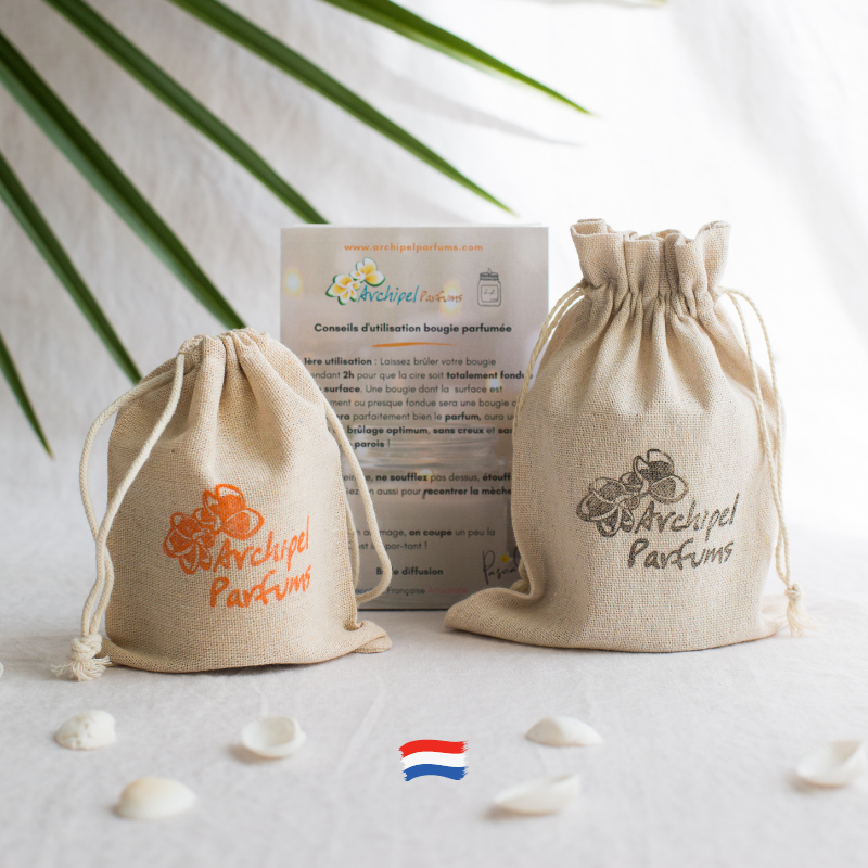 Bougie naturelle parfumée Monoï - Cire végétale - Design & Artisanat