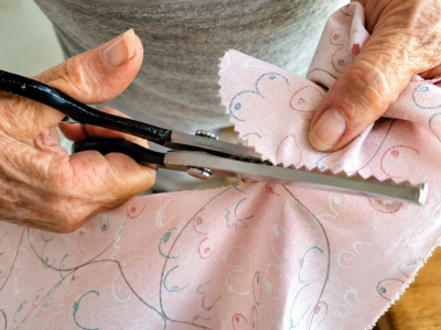 Pourquoi cette bougie Octobre Rose existe-t-elle ?